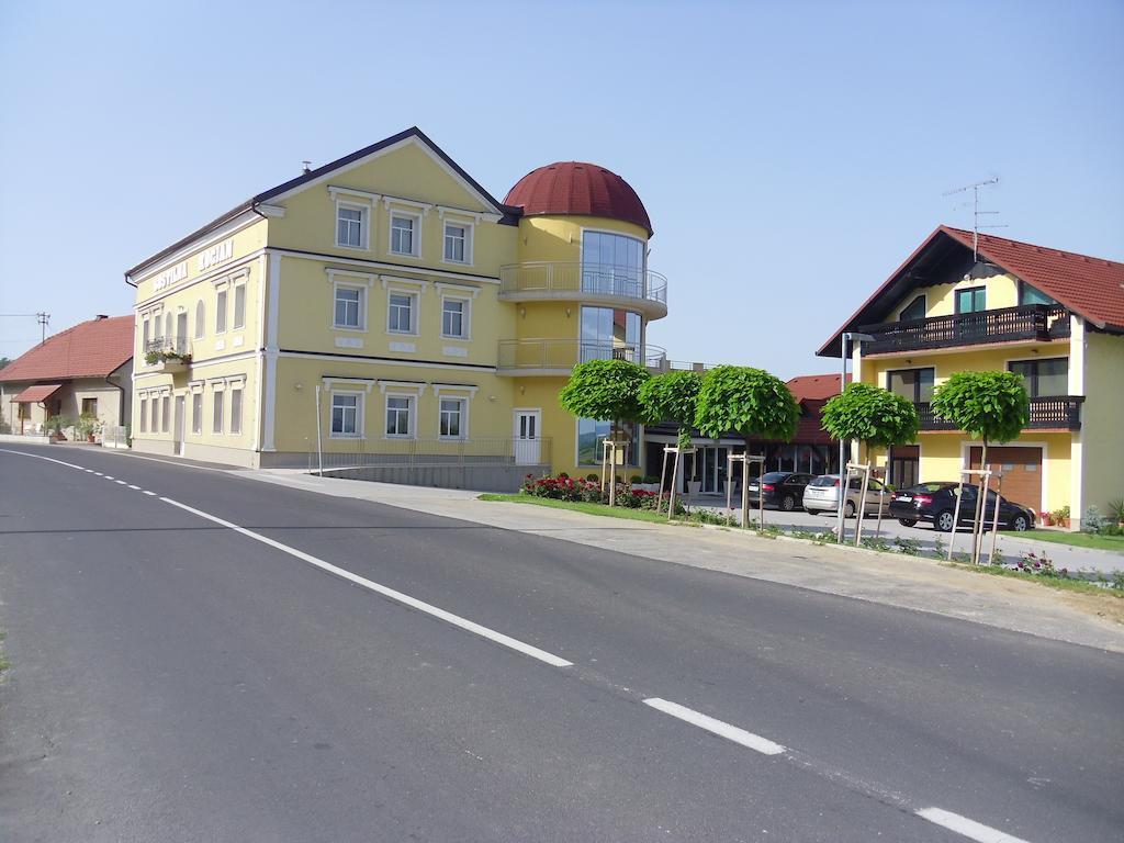 Отель Gostilna In Prenocisce Kocjan Bizeljsko Экстерьер фото