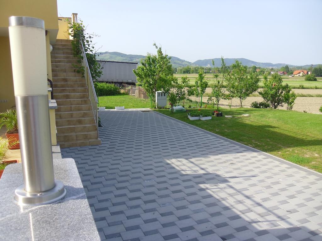 Отель Gostilna In Prenocisce Kocjan Bizeljsko Экстерьер фото