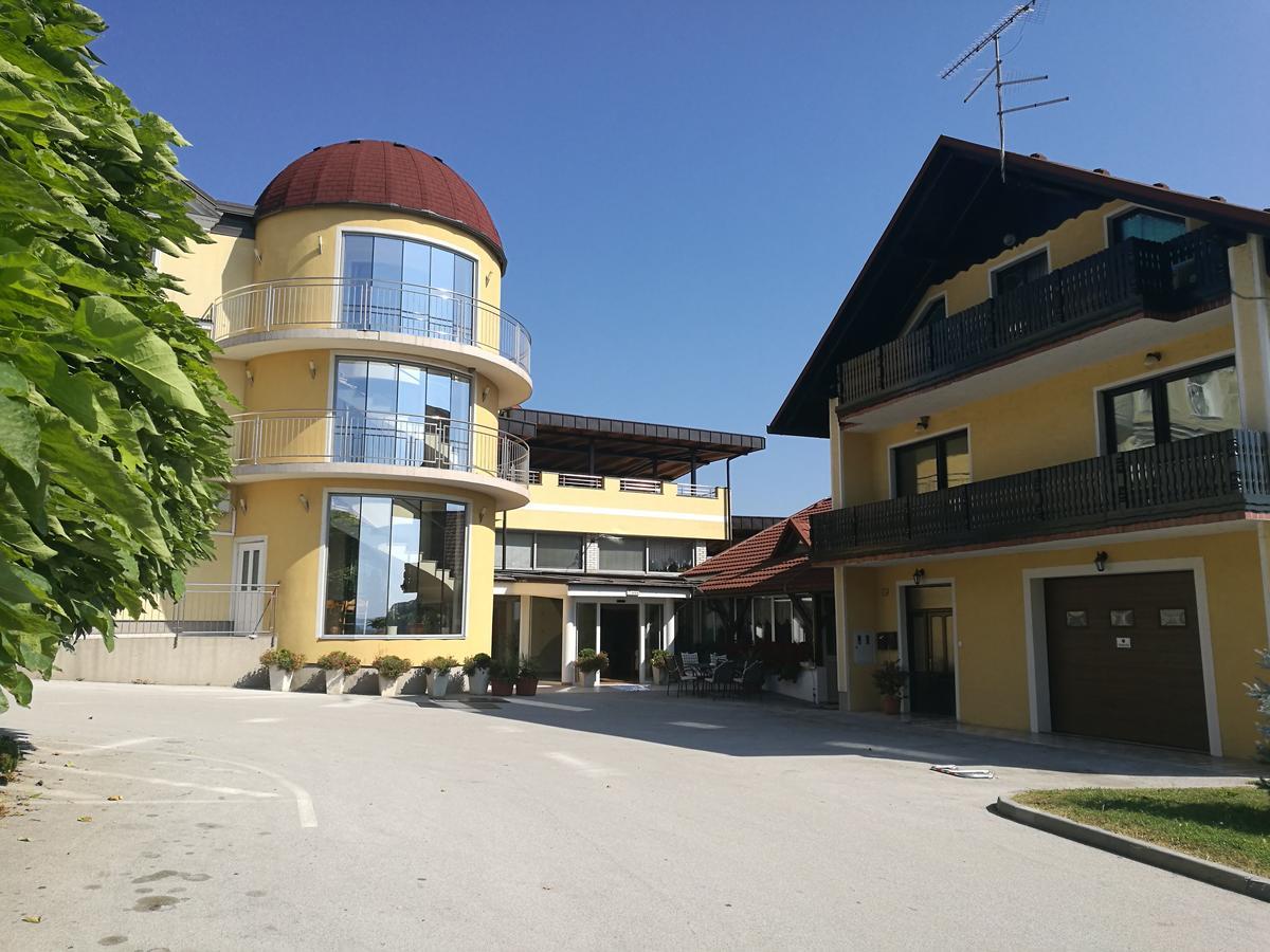 Отель Gostilna In Prenocisce Kocjan Bizeljsko Экстерьер фото